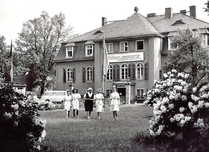 Villa, um 1971